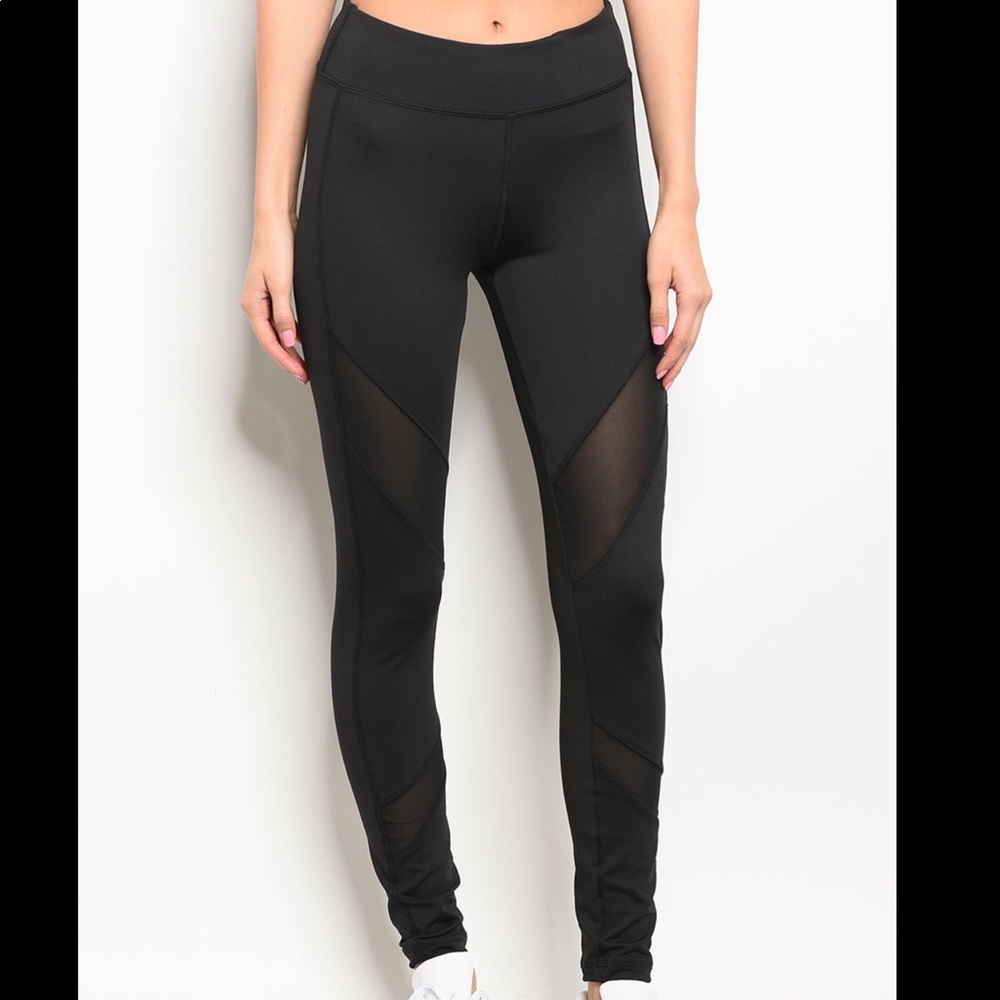 Black Yoga Pants